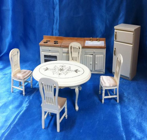 Dolls house furniture Set Kitchen